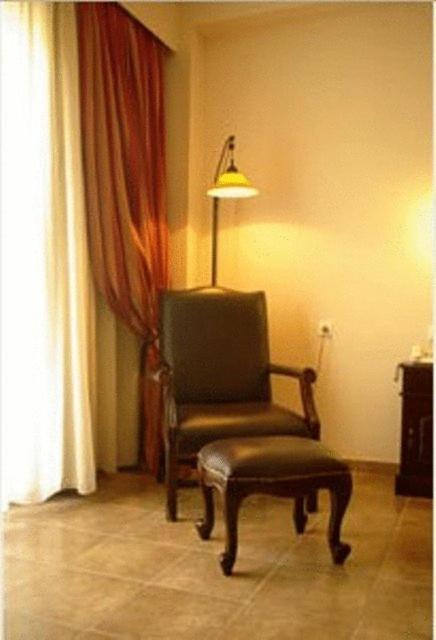 Ateron Suites Hotel & Spa Amyntaio Rom bilde